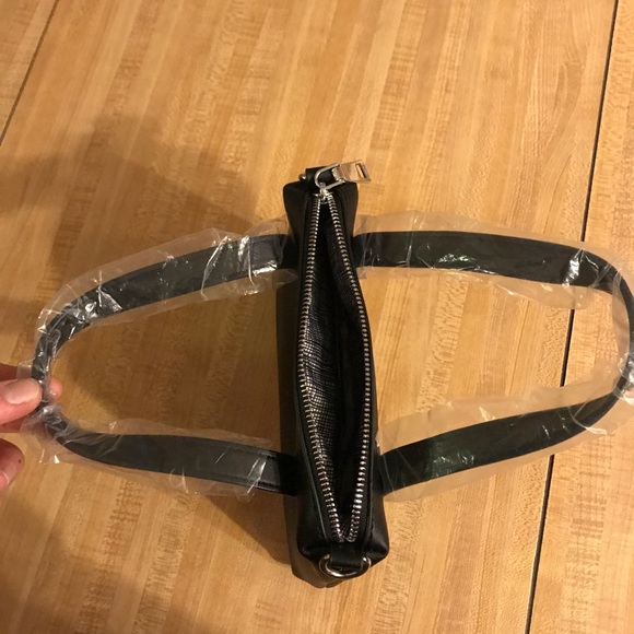 Madison West black bag purse vegan leather - Picture 4 of 4